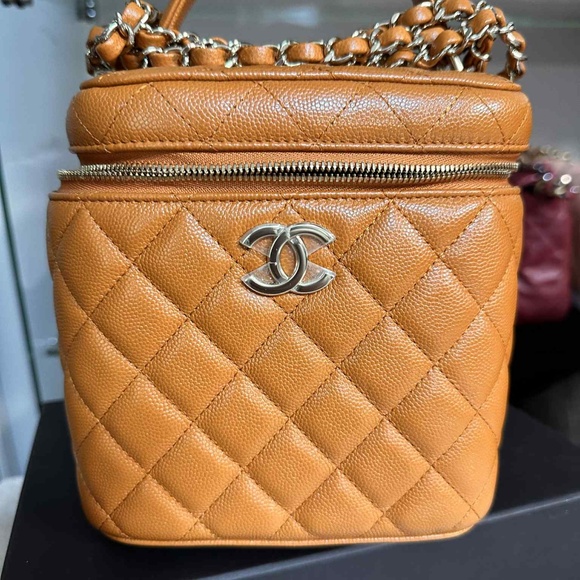 Chanel Bag - Picture 1 of 5